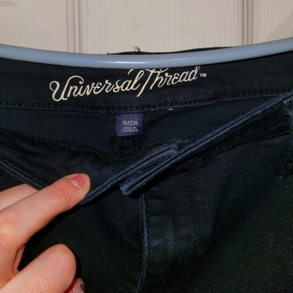 Universal Thread black Mid Rise Jegging - Picture 3 of 5